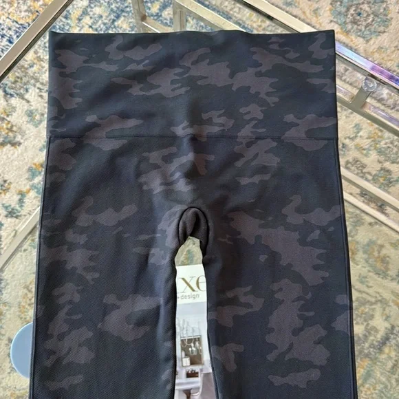 Spanx leggings - Picture 3 of 12